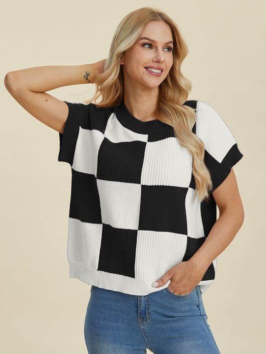 Darla Checkered Round Neck Short Sleeve Sweater