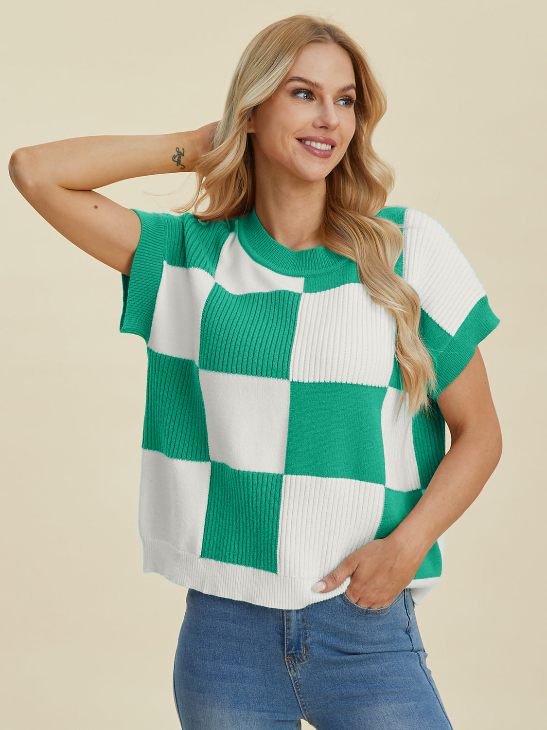 Darla Checkered Round Neck Short Sleeve Sweater