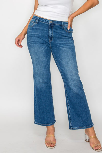 Mid Rise Crop Jeans