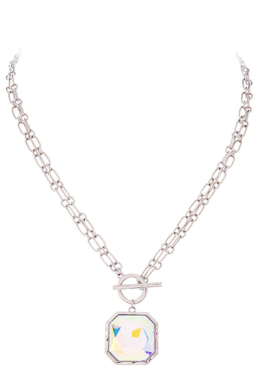 GLASS RHINESTONE PENDANT NECKLACE: Silver