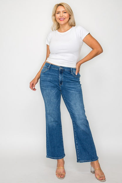 Mid Rise Crop Jeans