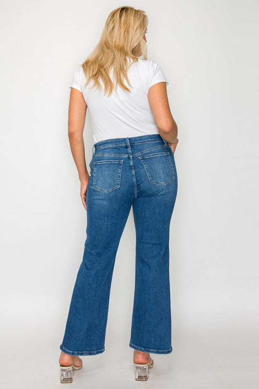 Mid Rise Crop Jeans