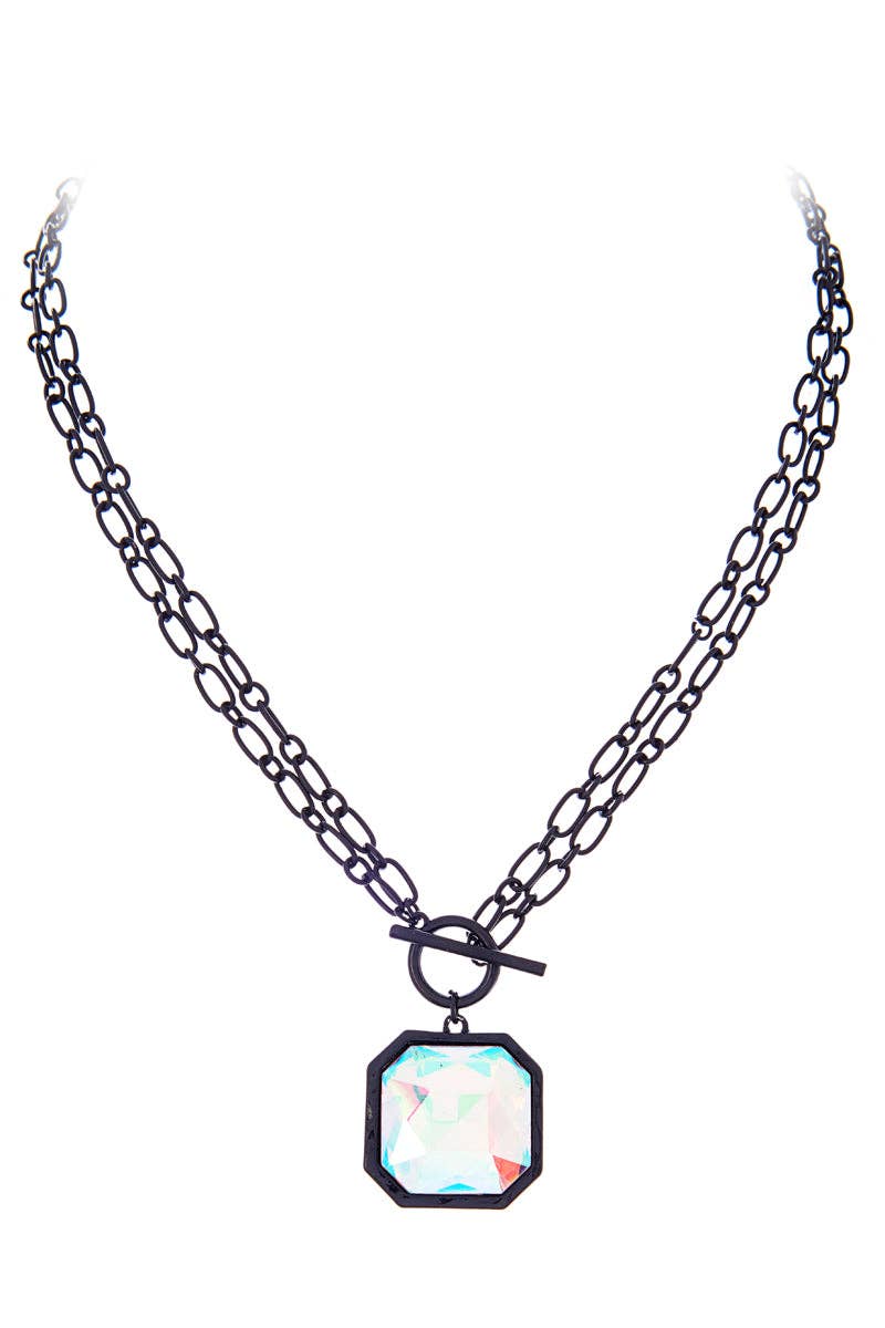 GLASS RHINESTONE PENDANT NECKLACE: Silver