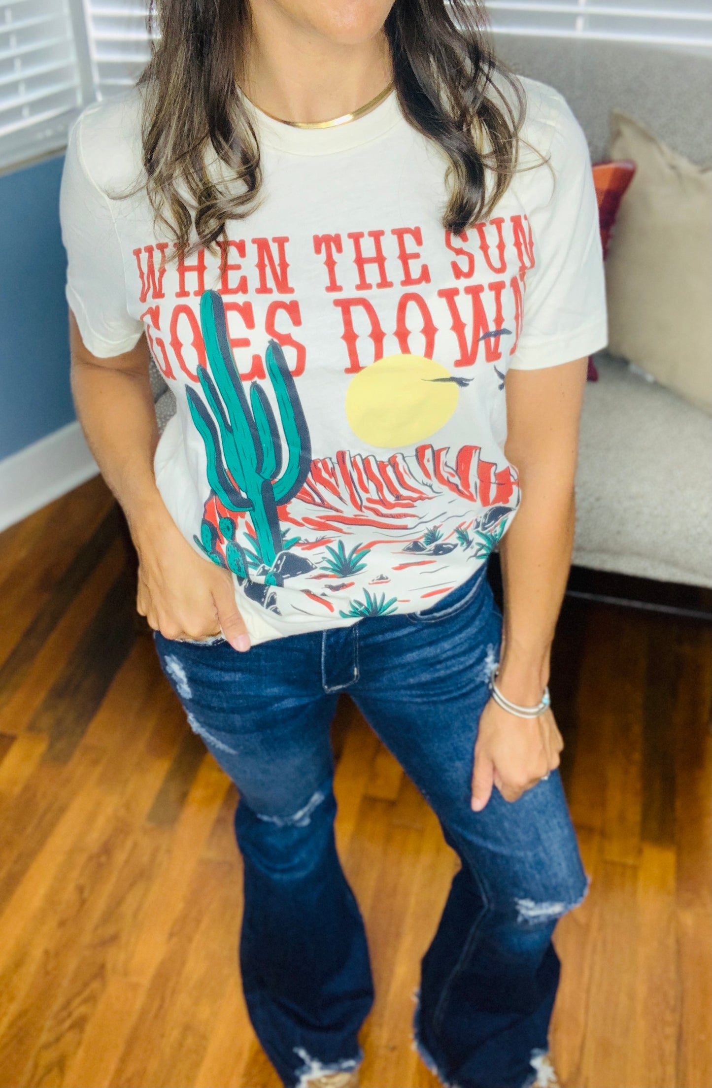 Sun Goes Down Graphic Tee